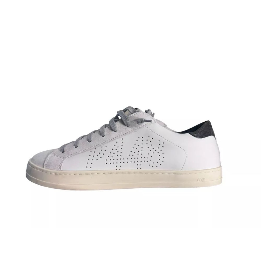 Women’s White Sneakers p448